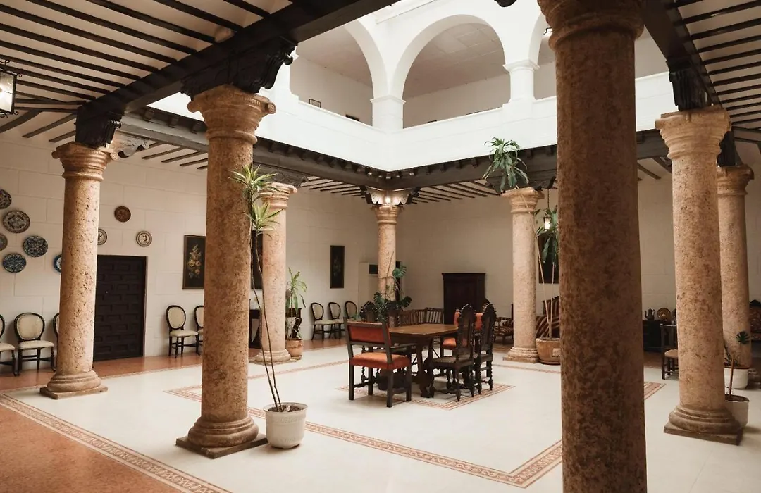 Casa de los Acacio-1